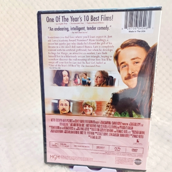 Lars and the Real Girl (2010) Ryan Gosling, Emily Mortimer - Picture 2 of 2